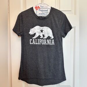 Gray California Bear Graphic T-Shirt